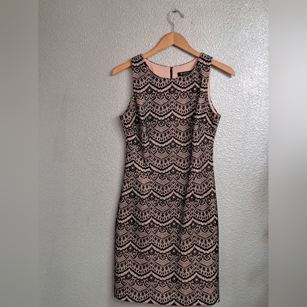 Guess Lace Overlay Sleeveless Shift Dress Size 4